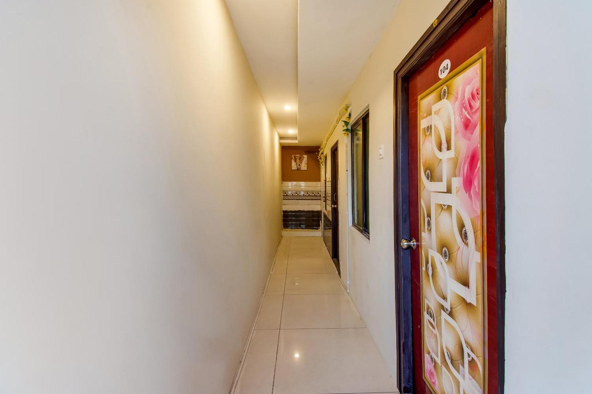 Oyo Akshaya Nest Hotel Vijayawada Exterior photo