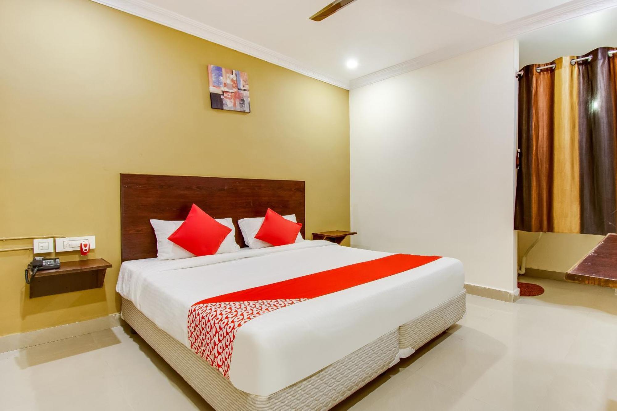 Oyo Akshaya Nest Hotel Vijayawada Exterior photo