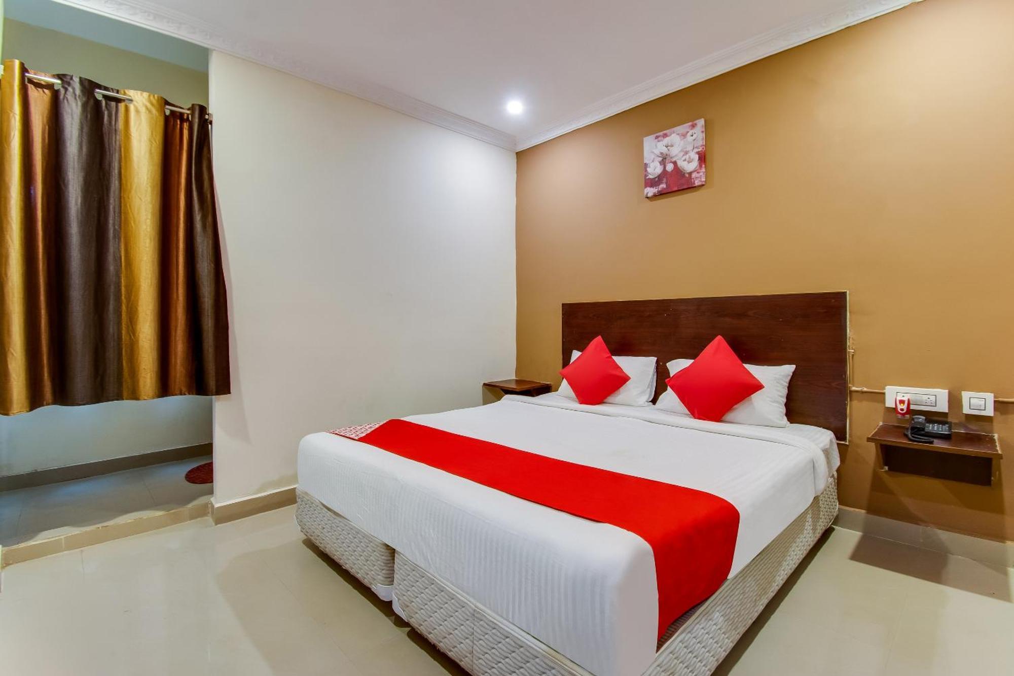Oyo Akshaya Nest Hotel Vijayawada Exterior photo